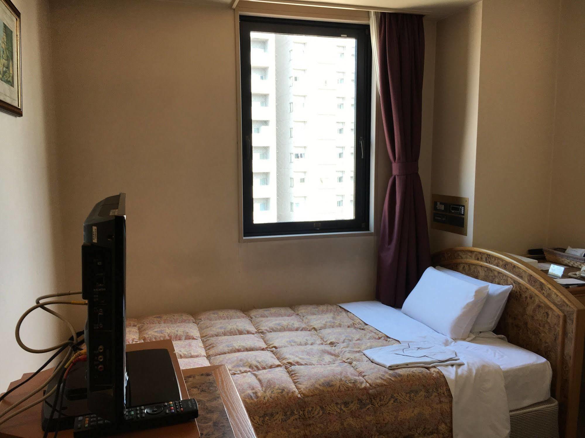 Fukuyama Rose Garden Hotel 외부 사진